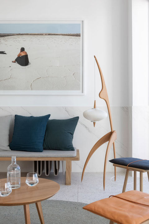 Professional furniture and decoration photography, highlighting design and aesthetics for advertising campaigns