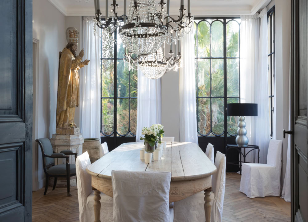 Lyon-based art and design photographer